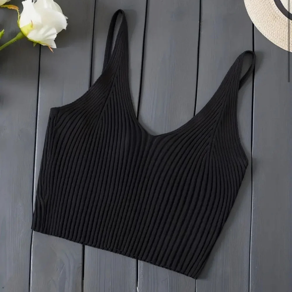 Women’s black ribbed cami top sleeveless summer unlined size Large - Picture 1 of 4